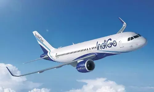 इंडिगो का सर्वर अचानक हुआ डाउन, एयरपोर्ट का फ्लाइट शेड्यूल पूरी तरह बिगड़ा