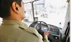 न्यायालय के आदेश की अवहेलना कर मनपा के बस ड्राइवर और कंडक्टर की हड़ताल जारी
