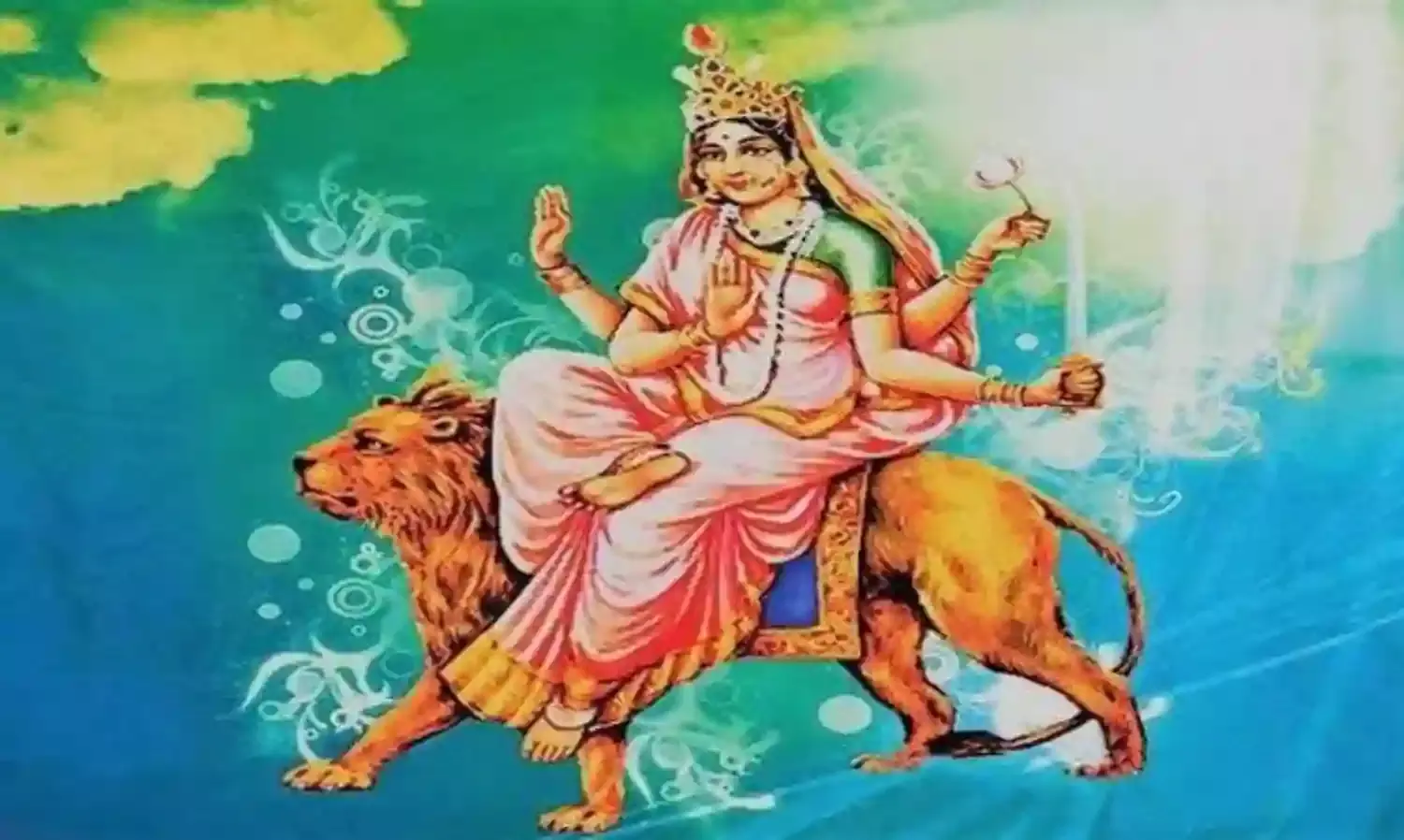 नवरात्रि के छठे दिन पहनें लाल रंग के ये खूबसूरत आउटफिट्स, मां कात्यायनी हो जाएंगी खुश