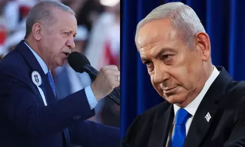 हिजबुल्लाह पर IDF के हमलों को तुर्किए राष्ट्रपति ने बताया नरसंहार, इजराइली PM नेतन्याहू को दी चेतावनी, अमेरिका को ठहराया दोषी हिजबुल्लाह पर IDF के हमलों को तुर्किए राष्ट्रपति ने बताया नरसंहार, इजराइली PM नेतन्याहू को दी चेतावनी, अमेरिका को ठहराया दोषी