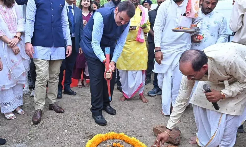 एशिया के सबसे बड़े डिस्टिलरी प्रोजेक्ट का उपमुख्यमंत्री फडणवीस के हाथों भूमिपूजन