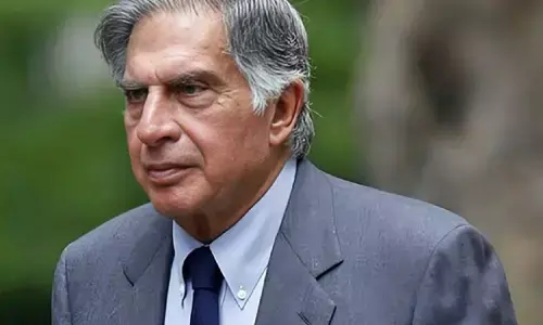 रतन टाटा का 86 साल की उम्र में हुआ निधन, मुंबई के ब्रीच कैंडी अस्पताल में ली अंतिम सांस रतन टाटा का 86 साल की उम्र में हुआ निधन, मुंबई के ब्रीच कैंडी अस्पताल में ली अंतिम सांस