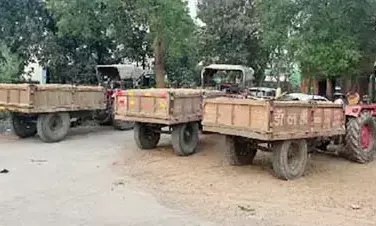 रेत तस्करी का पर्दाफाश ,सात ट्रैक्टर के साथ 40 लाख का माल पकड़ा