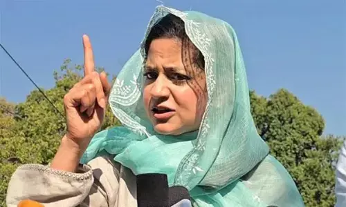 चुनाव जीतते ही नेशनल कॉन्फ्रेंस के कार्यकर्ता की मनमानी? इल्तिजा मुफ्ती ने लगाए पीडीपी नेताओं को परेशान करने और घर घेरने का आरोप चुनाव जीतते ही नेशनल कॉन्फ्रेंस के कार्यकर्ता की मनमानी? इल्तिजा मुफ्ती ने लगाए पीडीपी नेताओं को परेशान करने और घर घेरने का आरोप