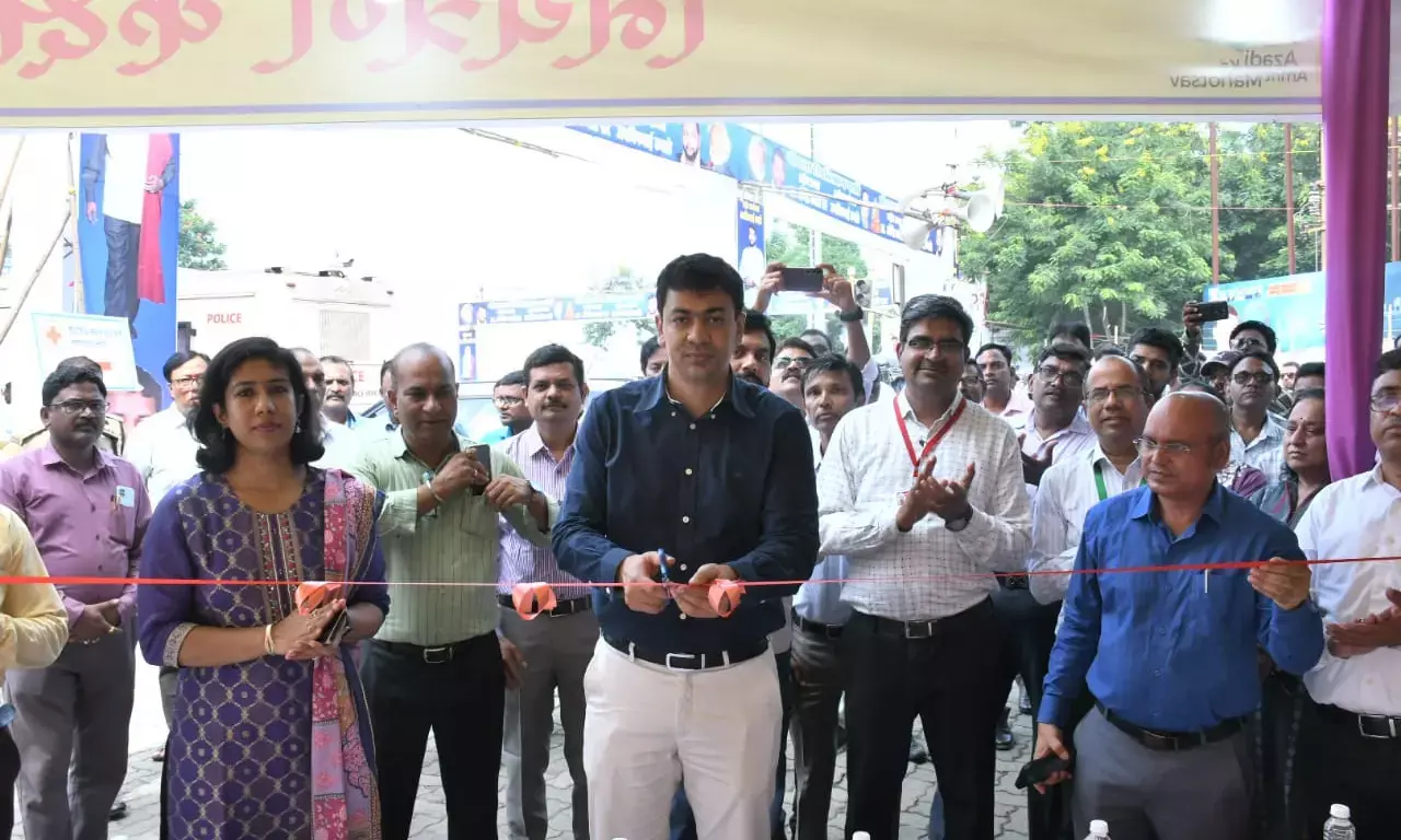 धम्मचक्र प्रवर्तन दिन के लिए आने वाले अनुयायियों की सुविधा के लिए  मनपा का नियंत्रण कक्ष शुरू