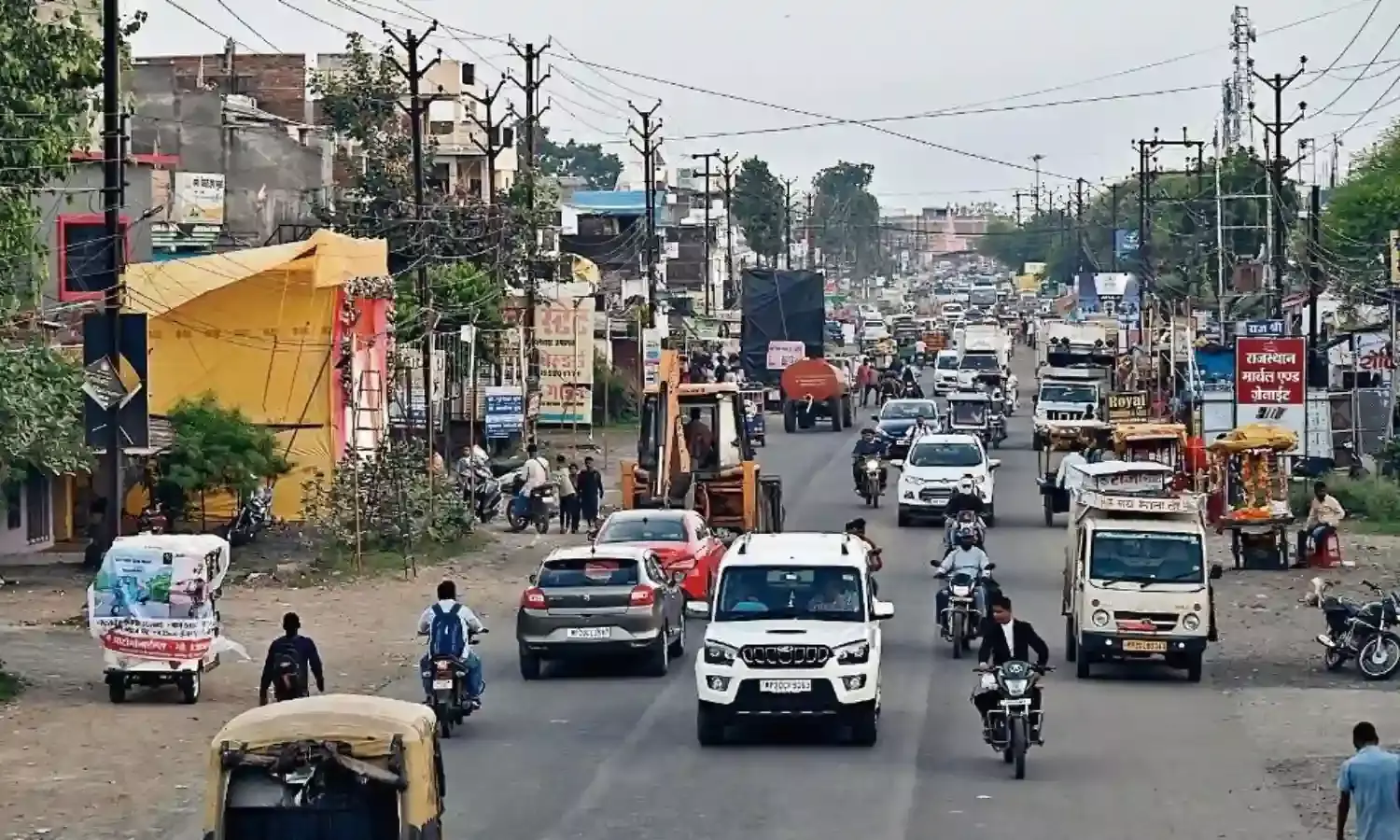 दमोहनाका से कटंगी बायपास तक हैवी ट्रैफिक, वादे तो खूब हुए पर आज तक फोर लेन नहीं हो पाई सड़क