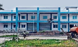 Jabalpur News: लाखों का भवन तैयार फिर भी छोटे से काउंटर से टिकटों की हो रही बुकिंग