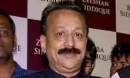 बाबा सिद्दीकी की मौत से महाराष्ट्र की सियासत में आया उबाल, CM एकनाथ शिंदे से लेकर शरद पवार तक की प्रतिक्रिया आई सामने बाबा सिद्दीकी की मौत से महाराष्ट्र की सियासत में आया उबाल, CM एकनाथ शिंदे से लेकर शरद पवार तक की प्रतिक्रिया आई सामने