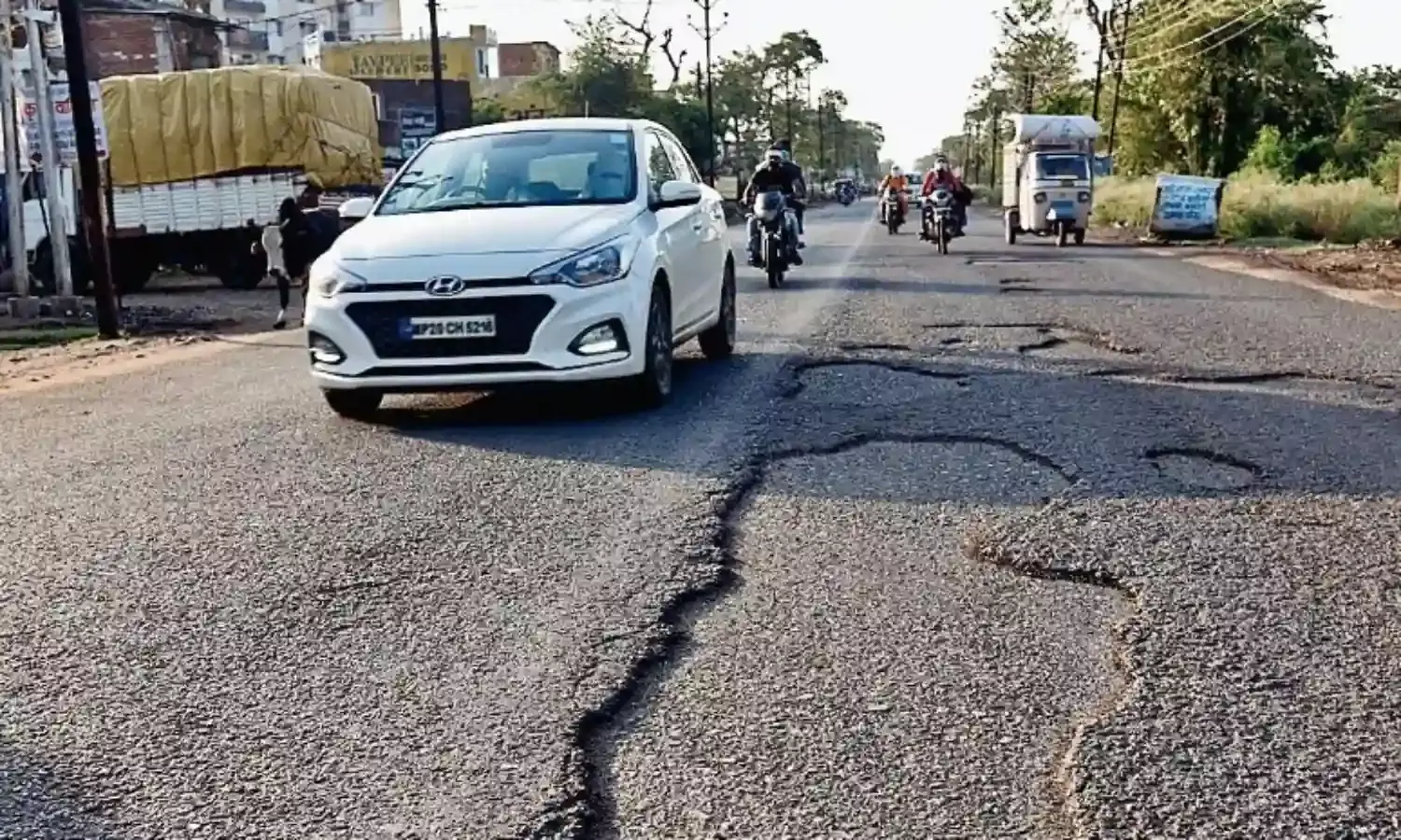 एनएचएआई और एमपीआरडीसी के बीच उलझी सड़क का समाधान