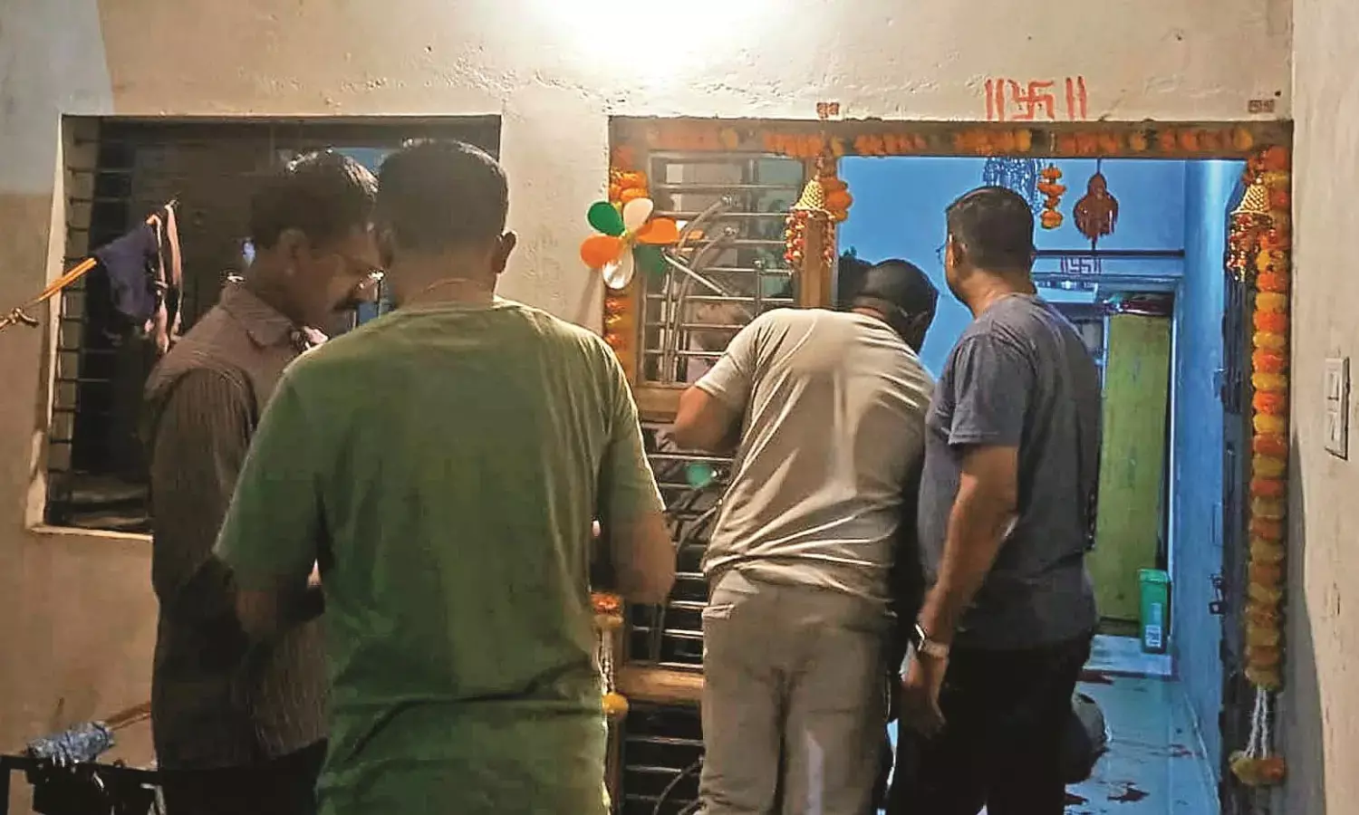 प्रेमिका को पाने के जुनून में पति को मौत के घाट उतारा, आरोपी की तलाश जारी