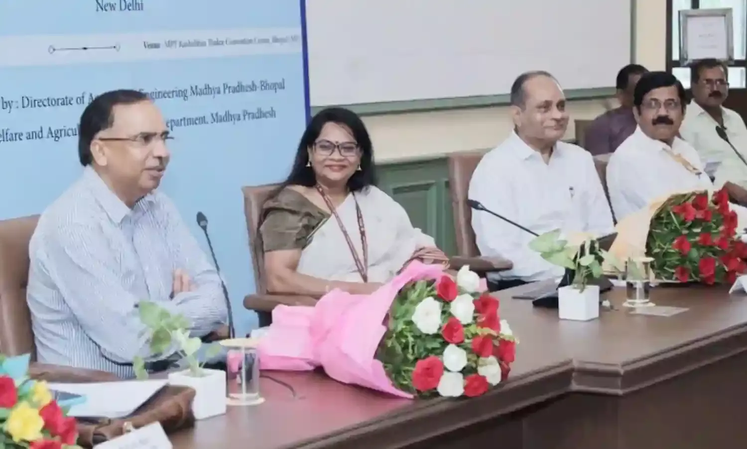 डिप्टी कमिश्नर ने कहा, केंद्र का बजट जल्द उपयोग करें