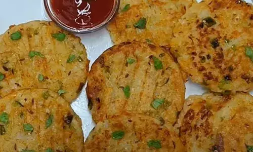 आराम से बनाना चाहते हैं नाश्ता, नहीं आ रहा है समझ कि क्या बनाएं, तो इस आसान सी रेसिपी को कर सकते हैं ट्राई आराम से बनाना चाहते हैं नाश्ता, नहीं आ रहा है समझ कि क्या बनाएं, तो इस आसान सी रेसिपी को कर सकते हैं ट्राई