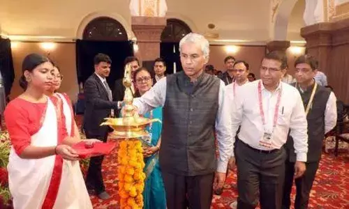 मुख्यमंत्री मोहन यादव की पहल पर उद्योग और पर्यटन के बाद खनिज क्षेत्र में हुई कॉन्क्लेव मुख्यमंत्री मोहन यादव की पहल पर उद्योग और पर्यटन के बाद खनिज क्षेत्र में हुई कॉन्क्लेव