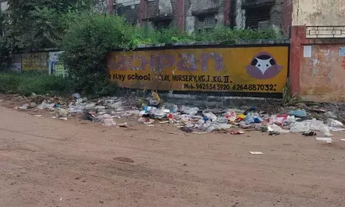 नगरपालिका प्रशासन की लापरवाही व अनदेखी की तस्वीरें