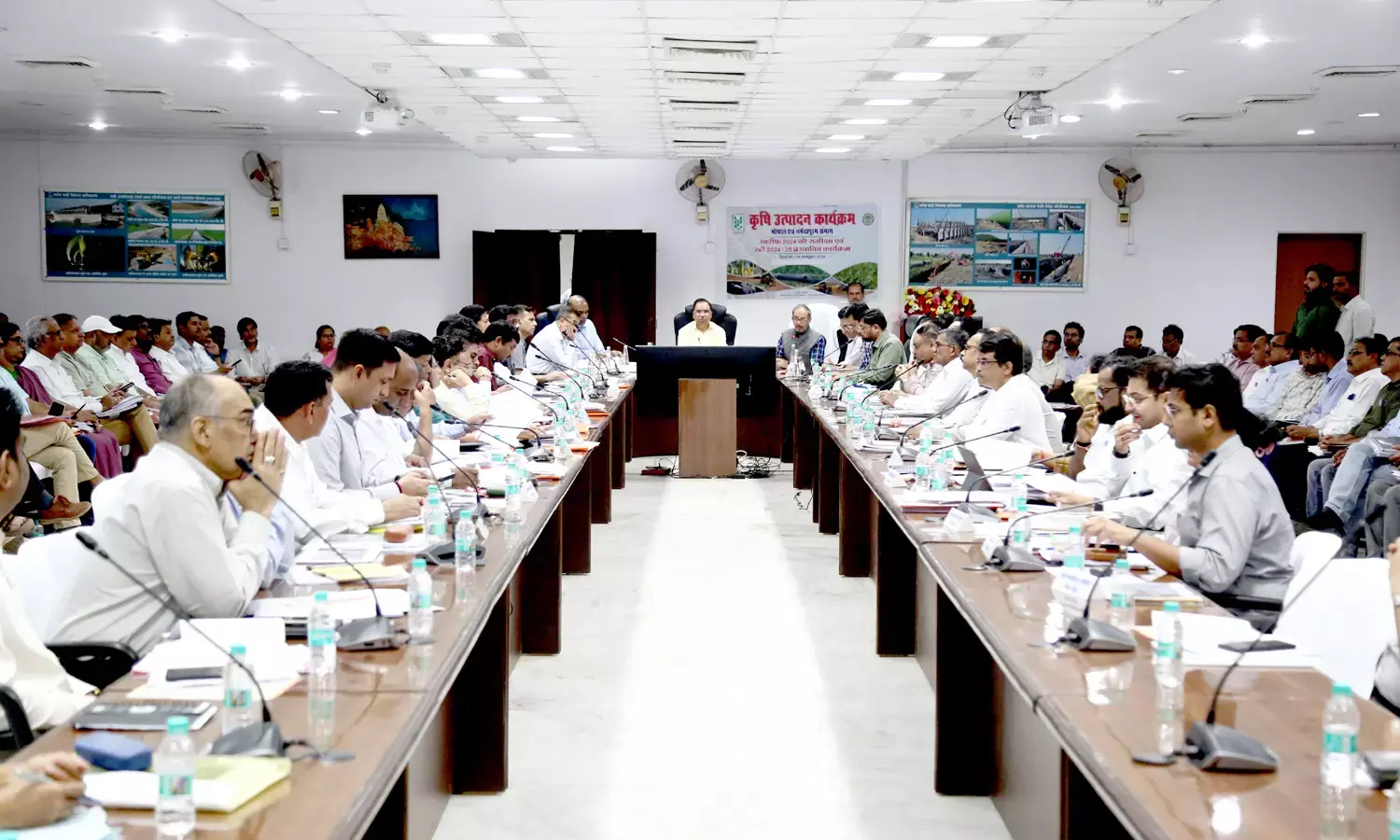 रबी के लिए किसानों को समय से मिलें उत्तम उर्वरक और बीज- एपीसी श्री सुलेमान