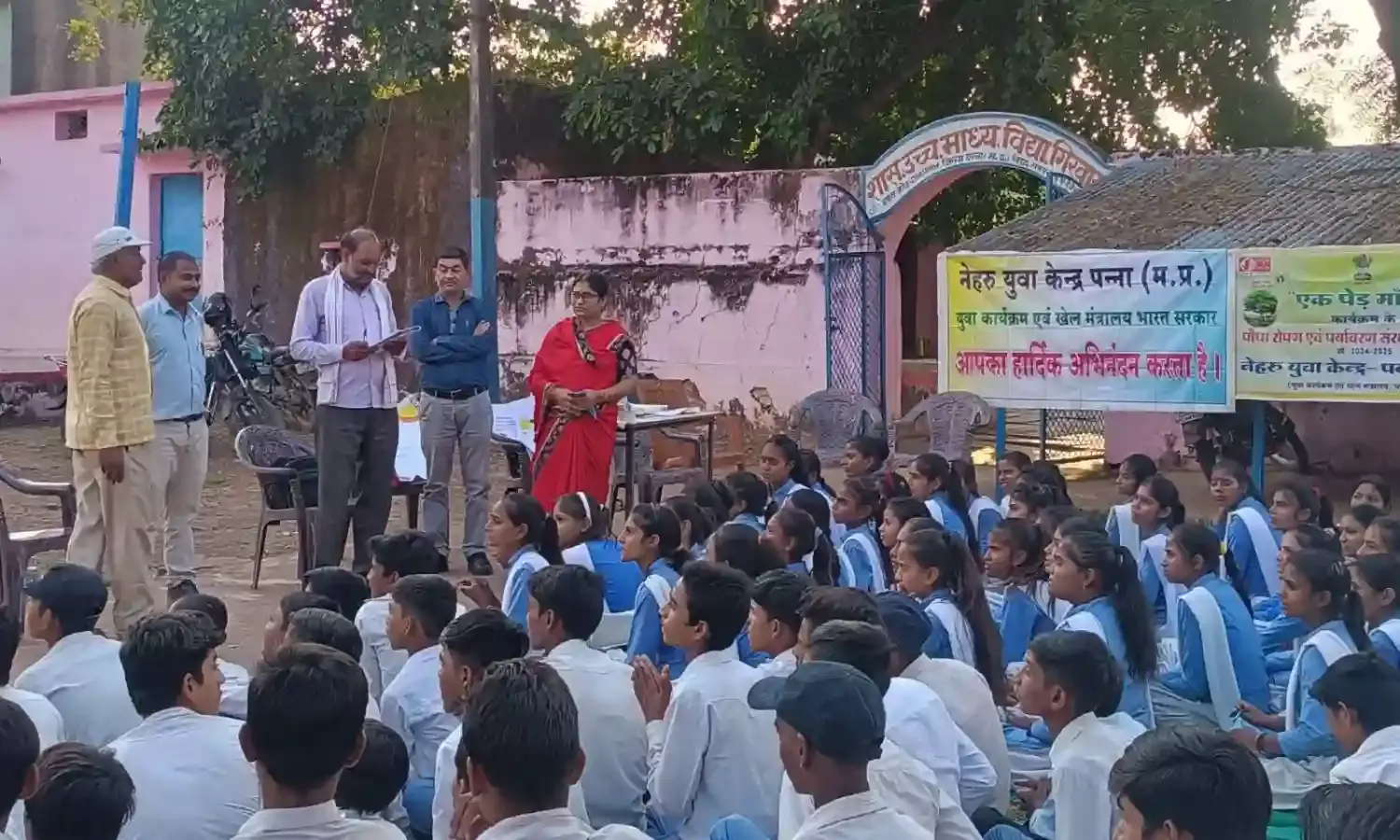 एक पेड़ मां के नाम कार्यक्रम का आयोजन