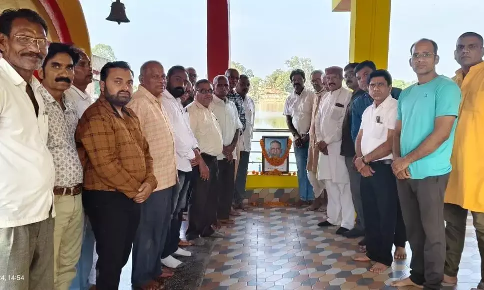 मुन्नालाल यादव के निधन पर यादव महासभा से आयोजित की शोकसभा