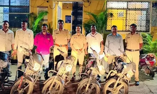 चोरी की बाइक बेचने के लिए आया था ससुराल, पुलिस ने जालबिछाकर दबोचा