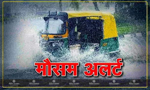 मौसम के बदल रहे हैं हाल, कहीं तूफान का कहर तो कहीं बारिश दिखा रही अपना अलग रूप, जानें कैसा रहने वाला है यूपी दिल्ली के मौसम का हाल