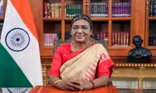 राष्ट्रपति द्रौपदी मुर्मु ने इंदौर को 5वें राष्ट्रीय जल पुरस्कार से किया सम्मानित, सीएम मोहन यादव ने जल-संरक्षण में अग्रणी बनने पर इंदौर को दी बधाई राष्ट्रपति द्रौपदी मुर्मु ने इंदौर को 5वें राष्ट्रीय जल पुरस्कार से किया सम्मानित, सीएम मोहन यादव ने जल-संरक्षण में अग्रणी बनने पर इंदौर को दी बधाई