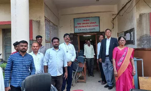 किसानों को नहीं मिला 1.76 करोड़ का मुआवजा, जिला जल संधारण विभाग पर कुर्की किसानों को नहीं मिला 1.76 करोड़ का मुआवजा, जिला जल संधारण विभाग पर कुर्की