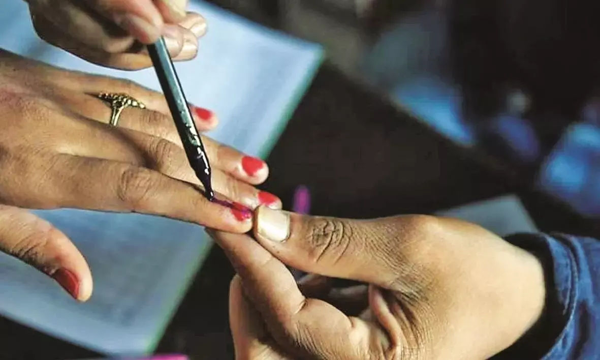 यहां पिछले तीन दशक से कांग्रेस और राकांपा को लगातार नकार रहे हैं वोटर