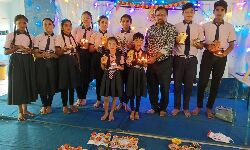 Panna News- द मदर कान्वेंट हायर सेकेण्डरी स्कूल में मनाया गया दीपोत्सव