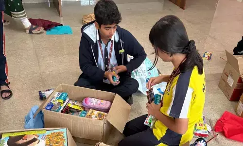 अनूठा प्रयास - संसाधन की कमी से जूझ रहे विद्यार्थियों को साथ लेकर चलने की कोशिश