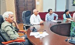 Jabalpur News: 50 दिन पुरानी शिकायतों पर दिखाएँ गंभीरता Jabalpur News: 50 दिन पुरानी शिकायतों पर दिखाएँ गंभीरता