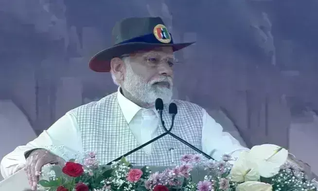 सरदार पटेल की जयंती पर स्टैच्यू ऑफ यूनिटी पहुंचे पीएम मोदी, अर्पित की पुष्पांजलि, राष्ट्रीय एकता की दिलाई शपथ सरदार पटेल की जयंती पर स्टैच्यू ऑफ यूनिटी पहुंचे पीएम मोदी, अर्पित की पुष्पांजलि, राष्ट्रीय एकता की दिलाई शपथ