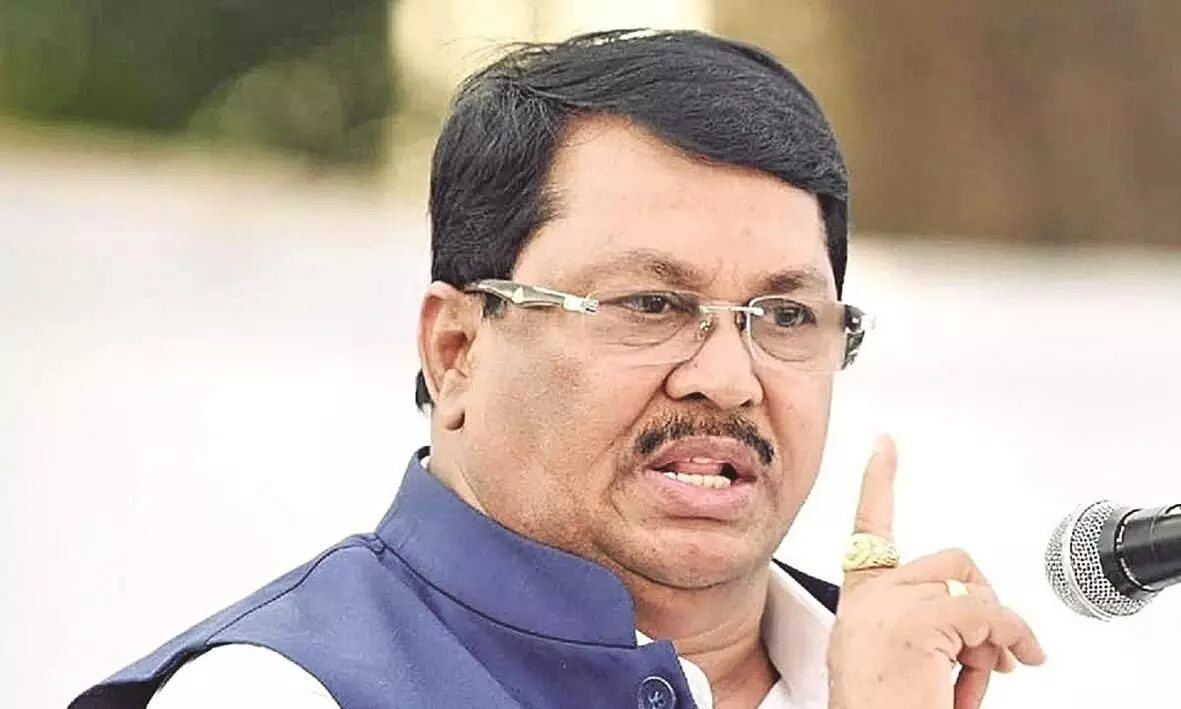 वडेट्टीवार ने कहा - मनुस्मृति के विरोध में है कांग्रेस की लड़ाई, साधा निशाना वडेट्टीवार ने कहा - मनुस्मृति के विरोध में है कांग्रेस की लड़ाई, साधा निशाना