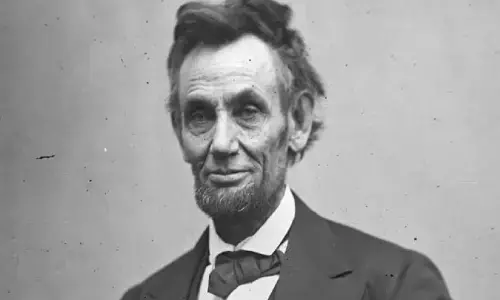 प्रेसिडेंट हाउस को नहीं छोड़ रहे पुराने प्रेसिडेंट, अब भी रहती है पूर्व राष्ट्रपति की आत्मा, जानें कैसे मरे थे इस देश के पूर्व राष्ट्रपति