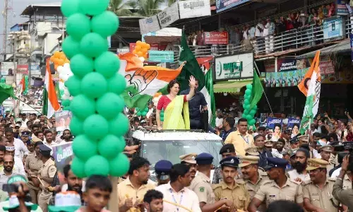 प्रियंका गांधी ने मंच से बीजेपी की नीतियों पर उठाए सवाल, बढ़ती बेरोजगारी को लेकर केंद्र सरकार को घेरा