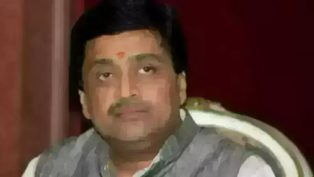 कांग्रेस ने चुनाव आयोग के नियमों की उड़ाई धज्जियां, सांसद चव्हाण ने कार्रवाई की मांग की