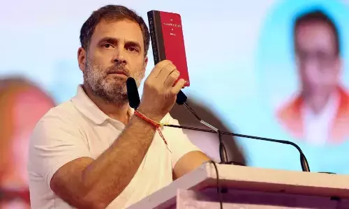 देवेंद्र फडणवीस के अर्बन नक्सल वाले बयान पर राहुल गांधी का पलटवार, नक्सली विचारधारा को लेकर बीजेपी को घेरा