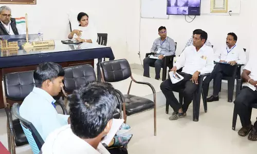 मतदान प्रक्रिया में पारदर्शिता लाने भंडारा में  ईवीएम की हुई रैडमाइजेशन