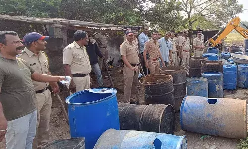 शराब-जुआ अड्‌डों पर चली धरपकड़, रेत घाटों पर पड़ रहे छापे