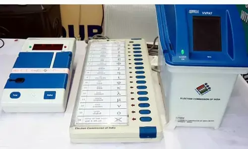 अमरावती की 8 सीटों के लिए 5791 बैलेट, 3250 कंट्रोल, 3516 वीवीपैट अमरावती की 8 सीटों के लिए 5791 बैलेट, 3250 कंट्रोल, 3516 वीवीपैट