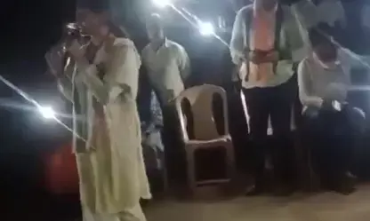 बिजली गुल होने पर विपक्ष नेता वडेट्टीवार की बेटी शिवानी ने खोया आपा