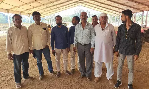 पटाखा दुकानों को अनुमति जारी होने के बाद भी दुकान खोलने से किया मना पटाखा दुकानों को अनुमति जारी होने के बाद भी दुकान खोलने से किया मना