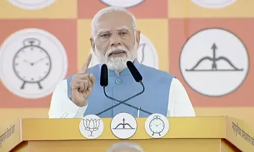 महाअघाड़ी के लोग तुष्टिकरण के गुलाम..., पीएम मोदी ने मुंबई में कांग्रेस के मिजाज पर भी उठाए सवाल