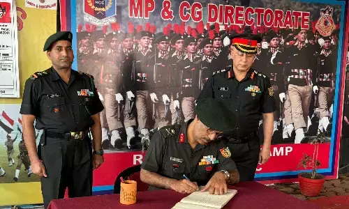 एडीजी मेजर जनरल विकान्त एम धुमने ने 4 मप्र, बटालियन एनसीसी मोतीलाल विज्ञान महाविद्यालय यूनिट का किया निरीक्षण, कई कार्यक्रमों में हुए शामिल