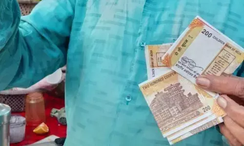 कोबिंग आपरेशन के दौरान पुलिस ने बोलेरो से 3.28 लाख की नकदी की जब्त