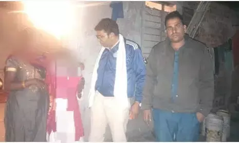 पिता की डांट से नाराज नाबालिग बच्ची घर से निकली, डायल-100 ने सकुशल परिवार से मिलाया