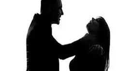 युवती की हत्या, प्रेमी को तलाश रही पुलिस