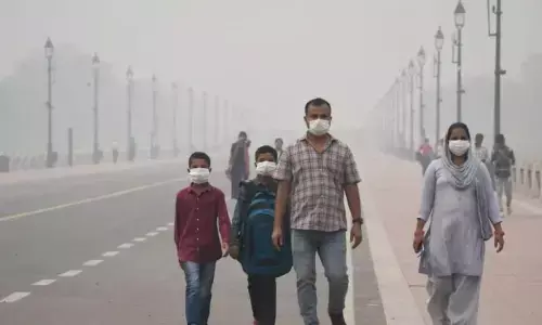 450 के पार हुआ AQI, ऑनलाइन होंगी 10वीं-12वीं की क्लासेस, 50 फीसदी नौकरीपेशा करेंगे वर्क फ्रॉम होम 450 के पार हुआ AQI, ऑनलाइन होंगी 10वीं-12वीं की क्लासेस, 50 फीसदी नौकरीपेशा करेंगे वर्क फ्रॉम होम