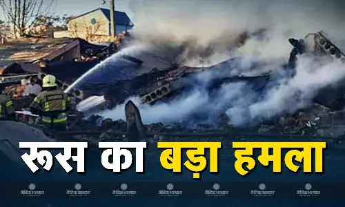 रूस ने यूक्रेन पर दागी 120 मिसाइलें, 90 ड्रोन लॉन्च, रूस के सबसे बड़े हमले पर जेलेंस्की आगबबूला, पुतिन पर साधा निशाना