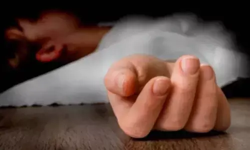 युवती के हत्यारे की तलाश में छापेमारी, चरित्र संदेह में गला घोंटकर उतारा था मौत के घाट युवती के हत्यारे की तलाश में छापेमारी, चरित्र संदेह में गला घोंटकर उतारा था मौत के घाट