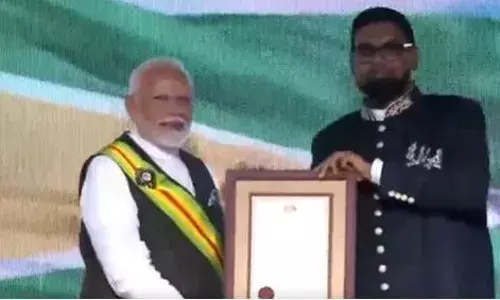 पीएम नरेंद्र मोदी को गुयाना के राष्ट्रपति डॉ. इरफान अली ने  देश के सर्वोच्च नागरिक सम्मान, ऑर्डर ऑफ एक्सीलेंस से किया सम्मानित