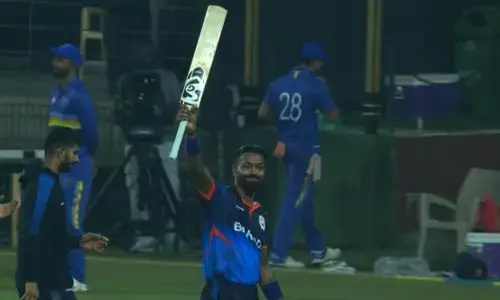 इंटरनेशनल के बाद अब डोमेस्टिक क्रिकेट में भी दिखा हार्दिका का जादू, भाई क्रुणाल की कप्तानी में खेली विस्फोटक पारी